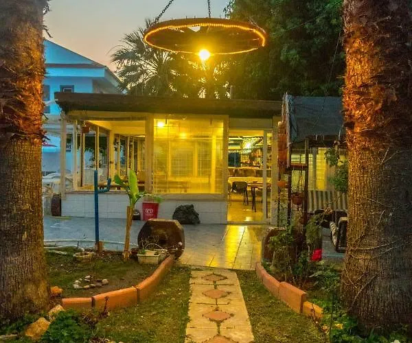 Kelebek Apart * Φετιγιέ